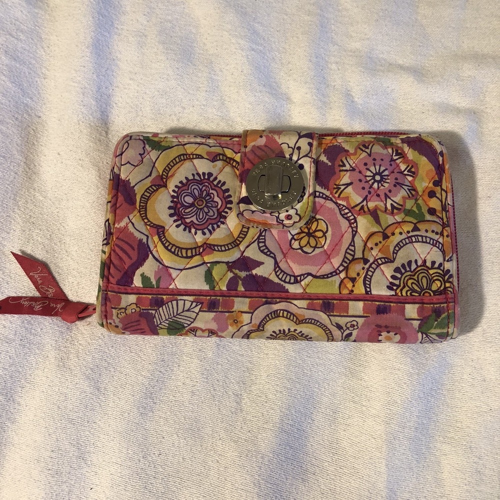 Vera Bradley Wallet Pink Floral Print Turn Lock Multicolored Floral